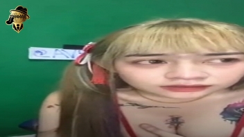 โชว์หี โชว์นม แหย่หี เล่นหี หีแตด