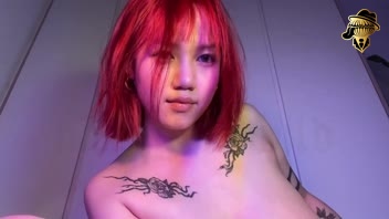 โชว์หี โชว์นม แหวกหี แหย่หี เล่นหี